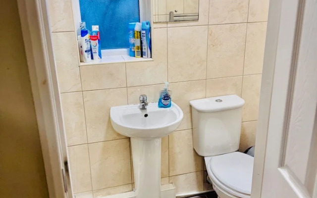 Derby Spacious Room Studio in City Centre