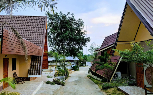 Bansuanphuhong