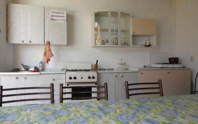 Afrodita Guest House