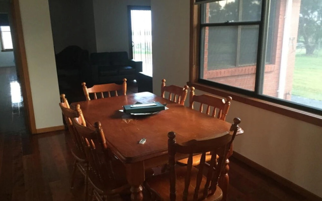 Glenaire Apartments on Frazer St