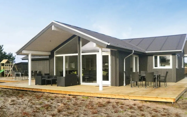 Scenic Holiday Home in Rømø with Hot Tub & Sauna