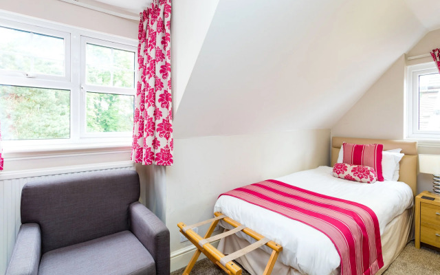 The Lawn Guest House