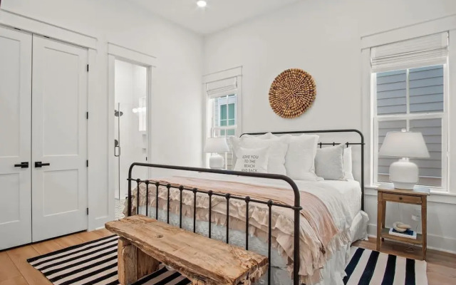 Salty Beaches 226 BAR