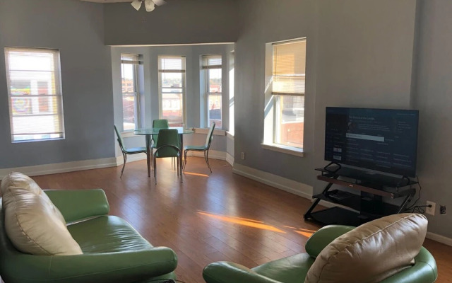 Spacious,elegant 2BR Apartment in Dubuque Downtown