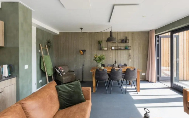 Holidayhome - Vroondijk 2 Vrouwenpolder 'Duinappel en Zonnebes'