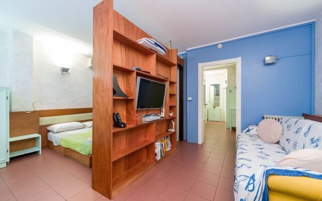 SESTRI MARE 5 AR122 (3 guests)
