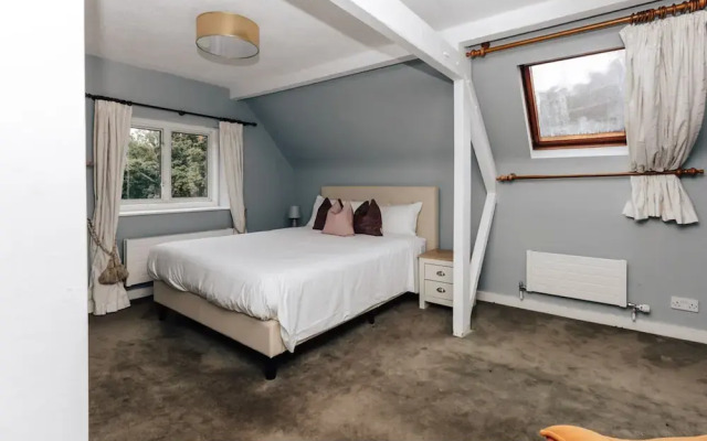 The Partridge - From 1000 Per Night