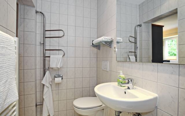 Comfy Apartment in Kühlungsborn near Town Center
