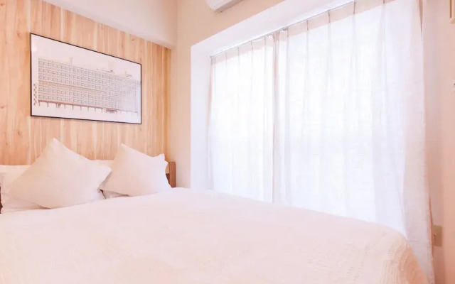 Grand Court Namba 605