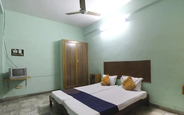 Hotel Maruthi by OYO Rooms