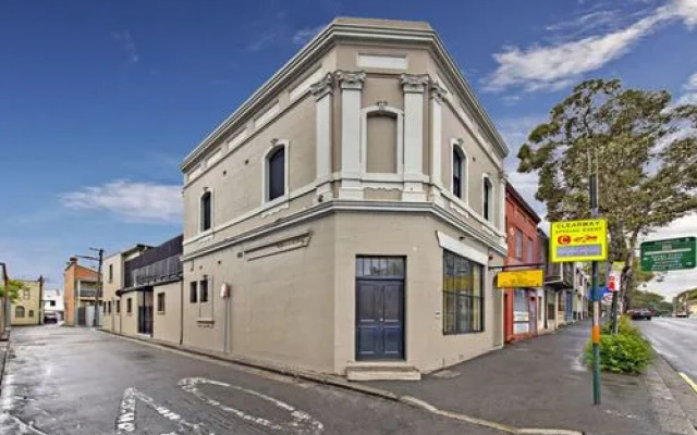 Sinclairs City Hostel