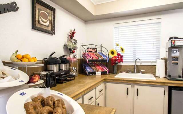 Rodeway Inn Apopka South