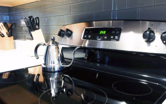 Furnished Suites Near Navy Pier