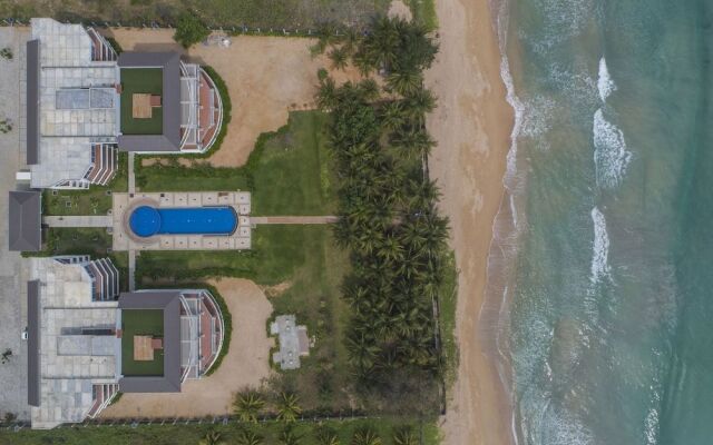 CASAMIA Oceanfront Condo Nilaveli