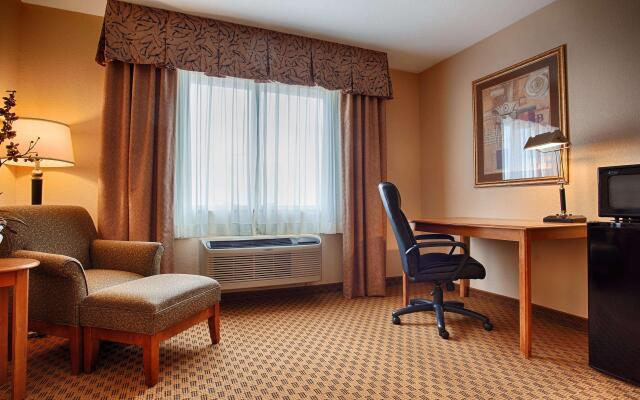 Best Western South Plains Inn & Suites