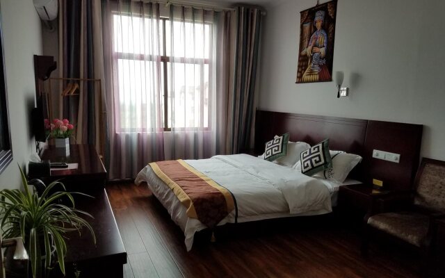 Dali Mountain Delights Hotel