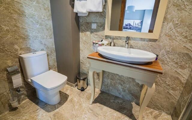 Hotel Million Old City