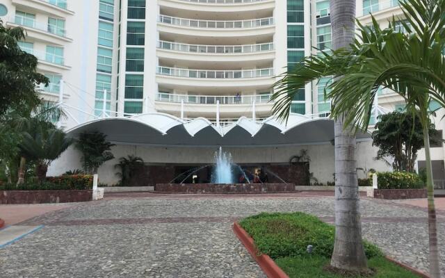 Bay View Grand Marina 1BR