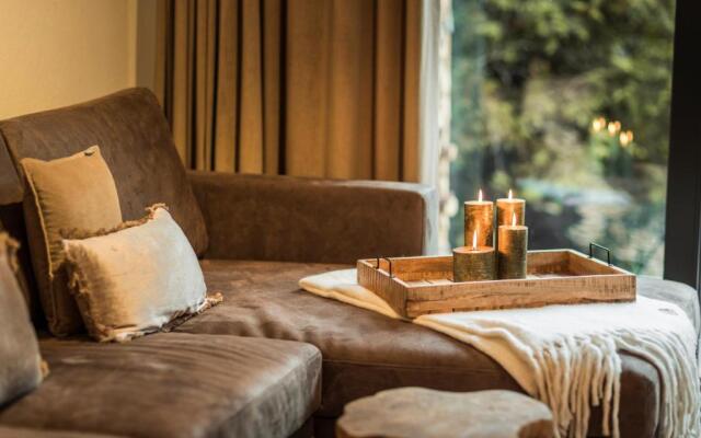 LODGE7 by Woods Lodge