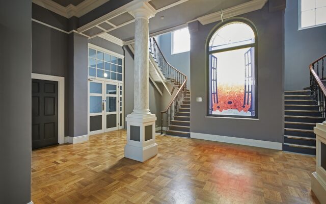 Burkhardt Hall by Viridian Apartments