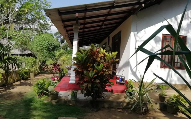 Sigiri Sky Home & Tree House