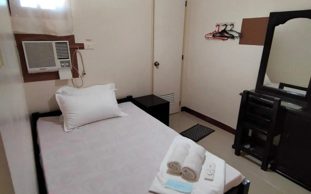 V.F. Riton Apartelle