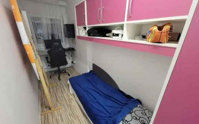 Spacious Apartment in Novi Sad