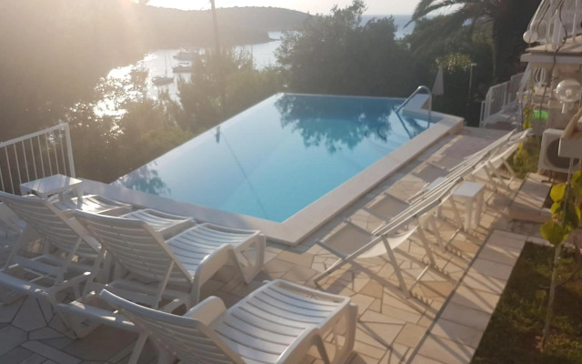 Apartments Villa Sonia & Teo Hvar
