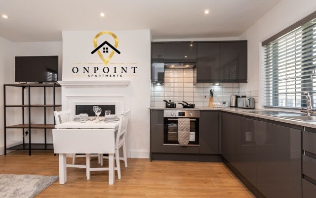 FRESH 2 Bedroom Apt With Parking