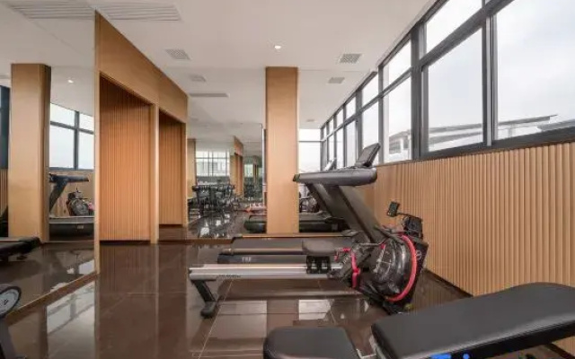 Zhuofeng Langqiao Hotel (Zhuoshui Branch)
