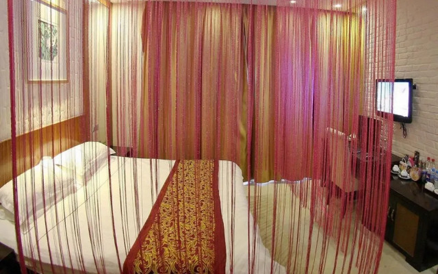 Tianmu Huihuang Hot Spring Holiday Hotel