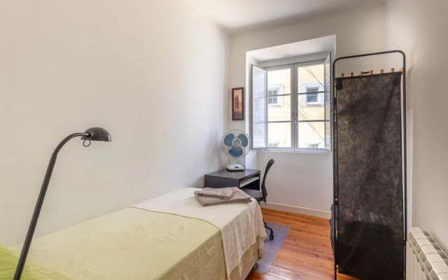 Quiet Apartment in Bairro Alto