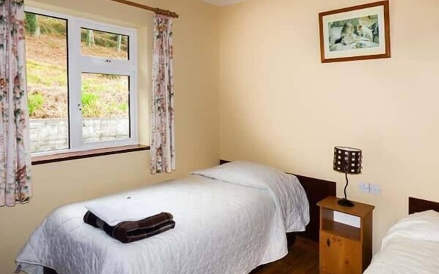 Rossbeigh Beach Cottage No 6