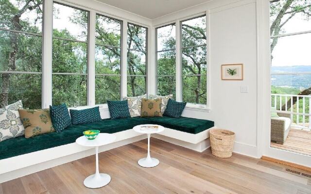Valley View Designer Sonoma Estate by RedAwning
