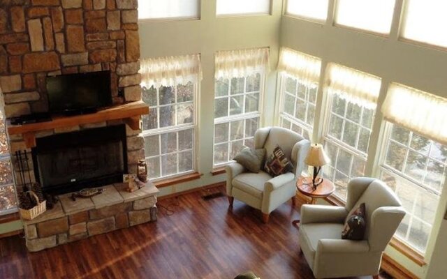 Lost Bridge Lake House