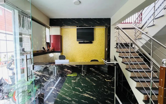 Marvel Comforts Near Fortis Hospital, Bannerghatta Road