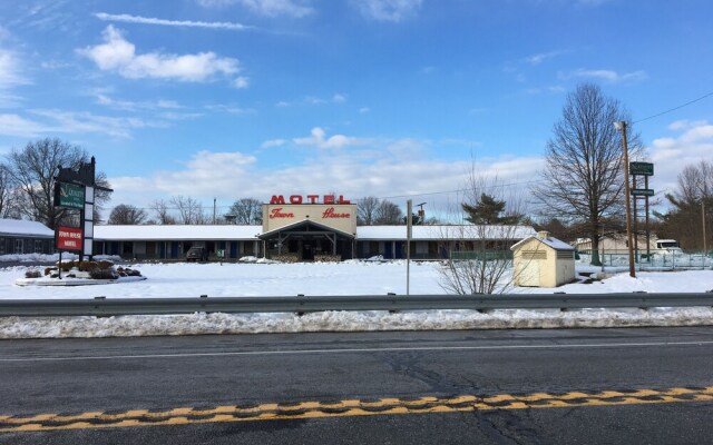 Town House Motel Inn