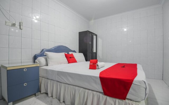 Ayadeara Guest House by Reddoorz