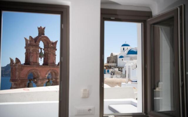 Astrea Suites Notus Dome House