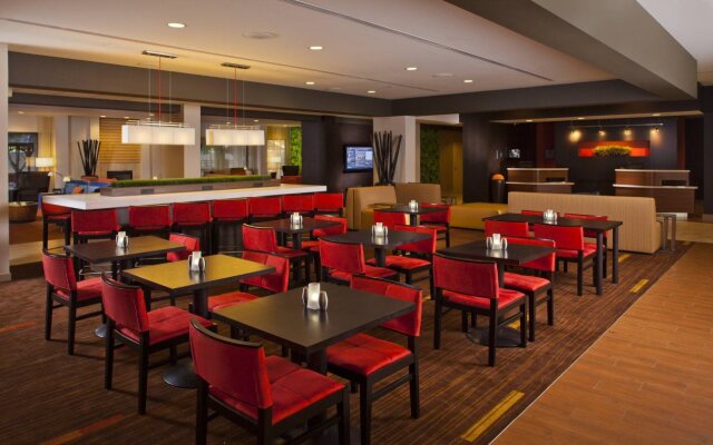 Courtyard by Marriott New Orleans Metairie