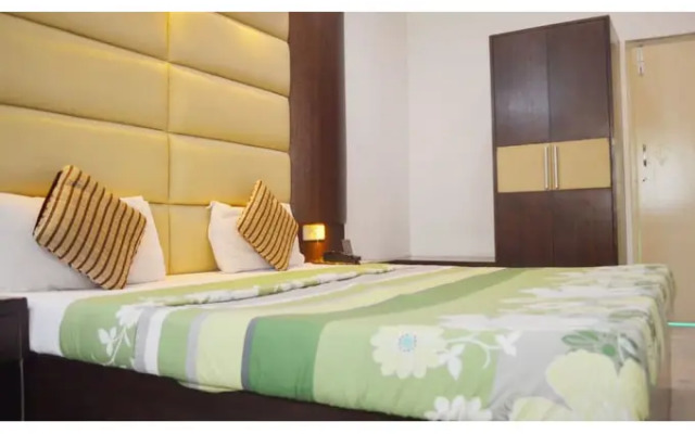 Hotel Raj Darbar