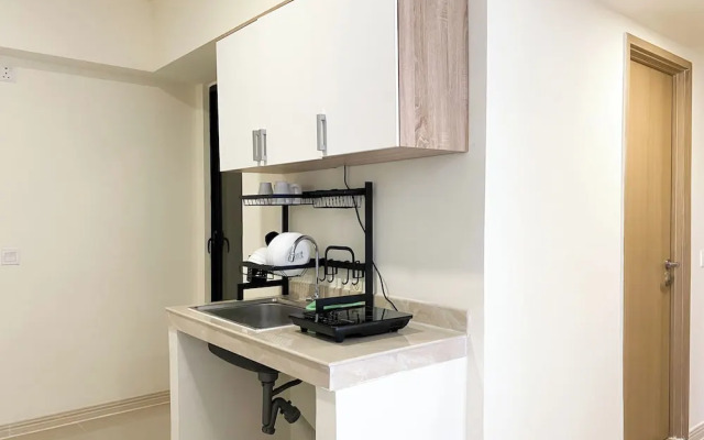 Restful And Simply Look 2Br Meikarta Apartment