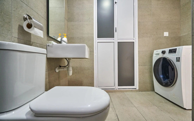 Oyo Home 1135 Magnificent 1Br Kenwingston