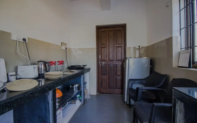 OYO 24768 Home Beach View Stay Morjim