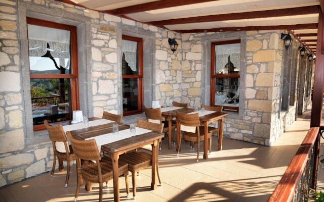 Capraz Tatil Koyu