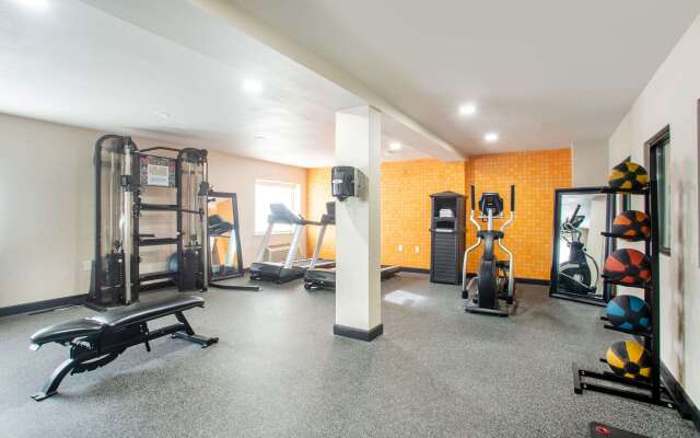 La Quinta Inn by Wyndham St. Louis Hazelwood - Airport North