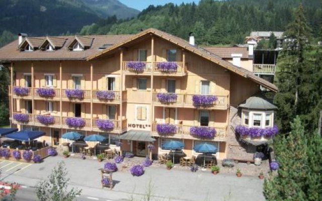 Hotel Vallechiara