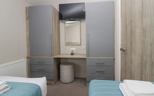 The Three Bears Lodge, Coniston Drive 11