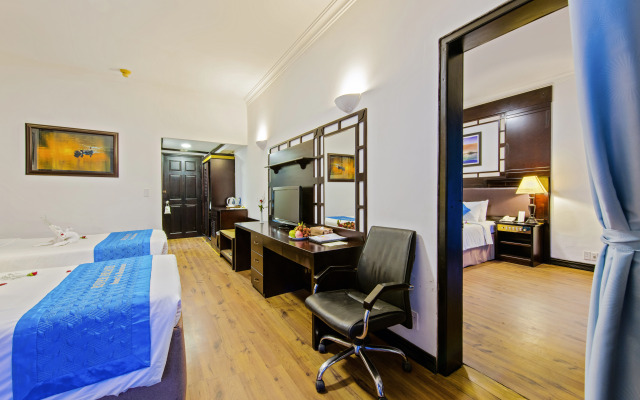 River Beach Resort and Residences