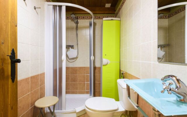 House Angelita Olocau del Rey 15068